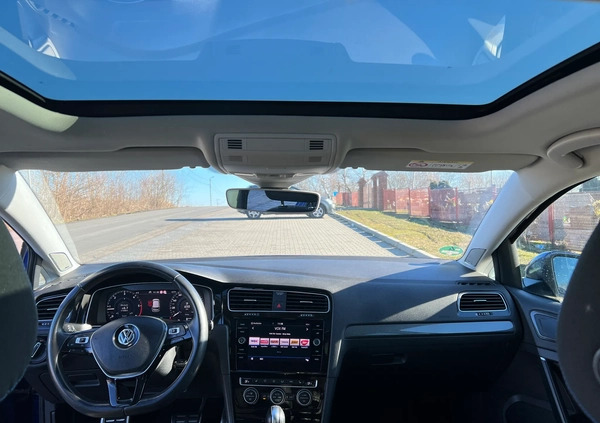 Volkswagen Golf cena 56900 przebieg: 199900, rok produkcji 2019 z Wieliczka małe 301